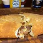 FOGAZZA DE CALABRESA,QUEIJO, BACON