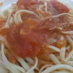 Macarrão ao molho Sugo