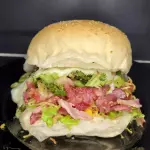 X-BRÓCOLIS COM BACON