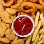 Batata + Nuggets + Cebola
