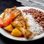 COMERCIAL DE FRANGO AO MOLHO