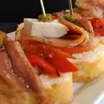 Montaditos de Anchoa