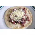 TORTILLA DE HARINA CON FRIJOLES