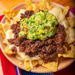NACHOS CON BIRRIA