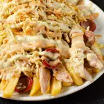SALCHIPAPA POLLO SUIZA
