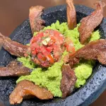 Guacamole con chicharon de la RAMOS
