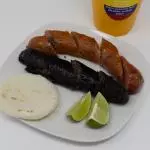 Chorizo Con arepa