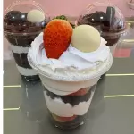 verrine P ninho com morango