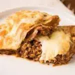 Crepe Ropa Vieja en salsa criolla