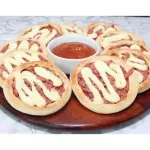 ESFIHA CALABRESA COM CATUPIRY