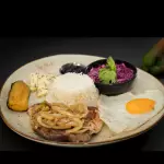 CASADO GUSTICOS