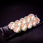 uramaki filadelfia - 10 peças