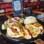 Pollo con Camarones