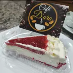 Fatia de torta cream cheese.