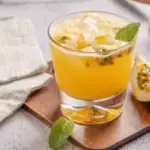 CAIPIRINHA DE CERVA MARACUJÁ
