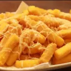 POLENTA FRITA C/ QUEIJO E PARMESÃO