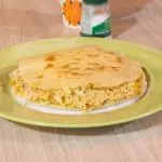Queso y Pollo Desmechado