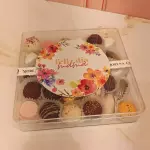 CAJA DE ACRILICO CON 30 CHOCOLATES