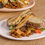 Sandwich de Lomo*