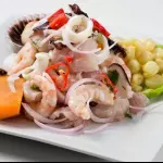 Ceviche Mixto (Pescado y Mariscos)