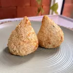 Coxinha de mandioca - 3UN- 390g
