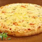 Pizza 4 Queijos