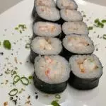 Hossomaki Camarão • 10 peças