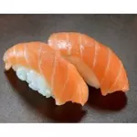 4 uni Niguiri Salmão