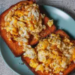 TOSTADAS CON HUEVO