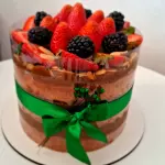 Torta de Amêndoas com Doce de Leite
