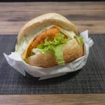 burguer de pollo + papas