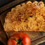 Calzonee Peroni