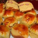 PÃO DE CEBOLA C/ PRESUNTO