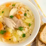 Sopa de casa taper grande