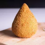 Coxinha Carne de Sol C/Creme Chesses