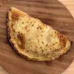 Calzone jamón y hongos
