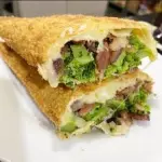 Pastel de Brocolis c/ Bacon e Queijo