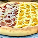 Grande  meia calabresa e meia frango