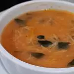 Sopa de Fideos  con Espinacas