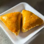 Esfirra de frango