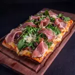 Rúcula y Jamón Crudo