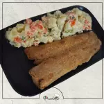 Merluza bañada en salsa de puerro