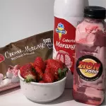 AÇAÍ BATIDO COM MORANGO  500ML