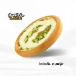 MUSSARELA COM BRÓCOLIS