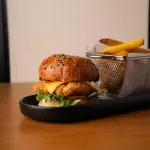 FRIED CHICKEN SANDWICH