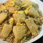 Arroz chaufa de pescado.