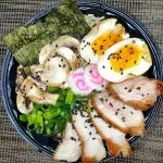 Sopa ramen de cerdo