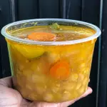 Sopa de legumes com grão de bico