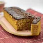 BOLO DE CENOURA C/ GANACHE 400g