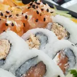 Combinado 20 peças + temaki hot